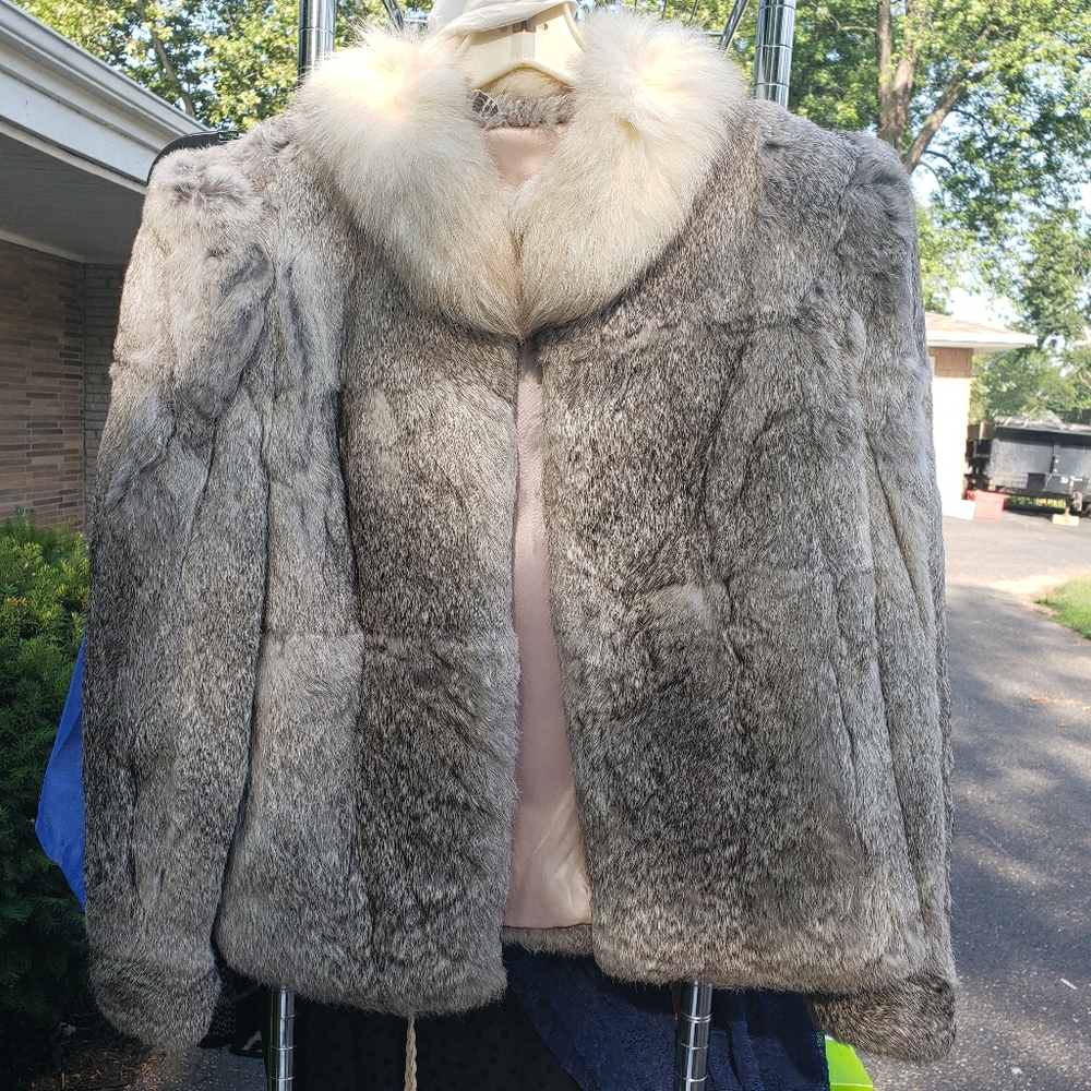 Authentic Rabbit Fur Coat - Warm Grey/Ivory - M